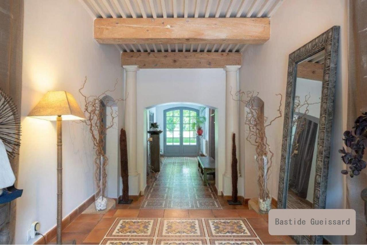 Bastide De Gueissard Bed & Breakfast แซ็งต์-ซีร์-ซูร์-แมร์ ภายนอก รูปภาพ